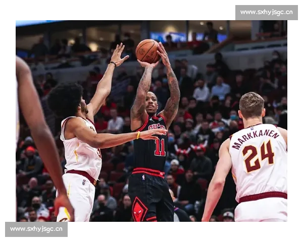 德罗赞盛赞卡鲁索:总决赛攻防一体的冠军拼图,雷霆争冠的隐形领袖 德罗赞盛赞卡鲁索:总决赛攻防一体的冠军拼图,雷霆争冠的隐形领袖